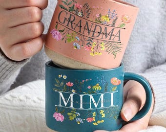 Taza de cerámica personalizada con flores silvestres para mamá, taza de café floral para abuela, regalo para mamá, taza personalizada para abuela con el nombre de los niños, regalos para el Día de la Madre