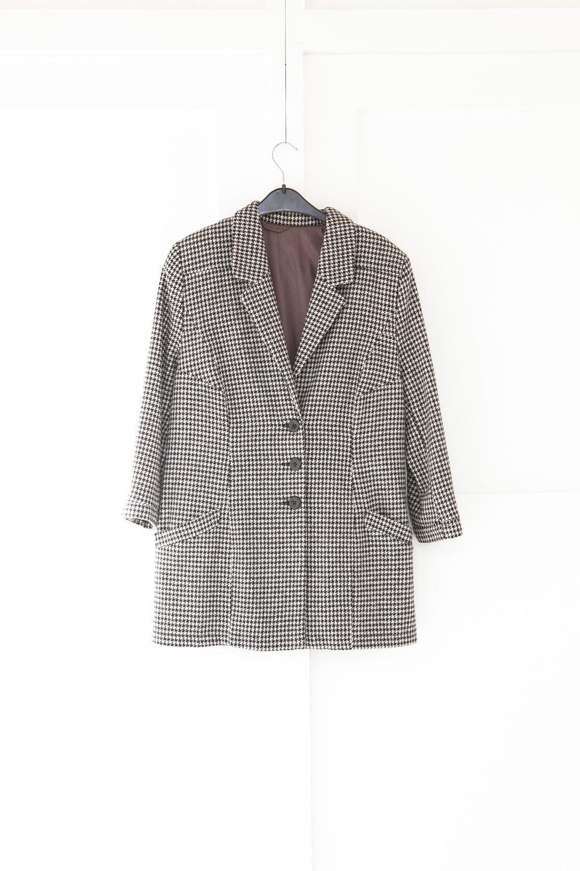 Vintage Houndstooth Wool Blazer Women L 80s Black White Checked 3 Button Jacket, Oversized TweedSport Coat, Retro Smart Casual Winter Shrug, photo 1 of 5