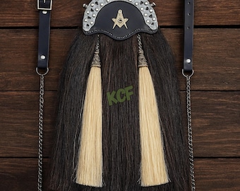 Suonatore di cornamusa scozzese Kilt Sporran Sporran di pelo di cavallo lungo - 2 nappe Sporran di cantle antico - Sporran su misura disponibile in 9 distintivi