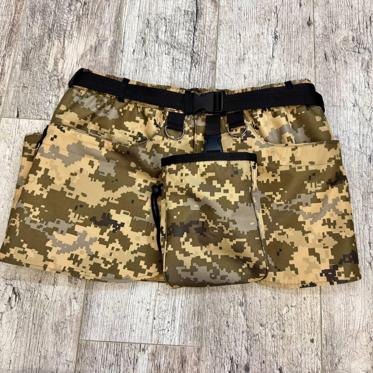 Dog Training Belt Skirt: Oxford Pixel Fabric, Treat Pouch