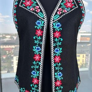Women&#39;s Traditional Wool Vest – Floral Folk Embroidery – Machine Embroidered Ethnic Clothing