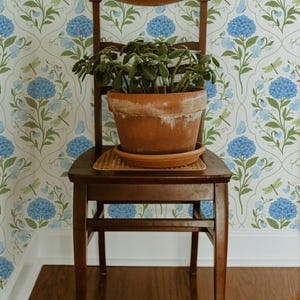 Blue Hydrangea Dragonfly Wallpaper | Cottagecore Floral Trellis | Removable & Pre-Pasted image 14