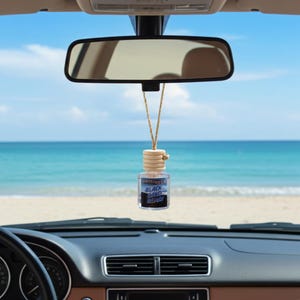 Ambientador para coche con aroma a arena negra – Accesorio de verano para el coche, difusor recargable, con aroma a pachulí.