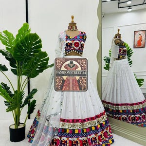 Traditionele Georgette Navratri Chaniya Choli voor vrouwen, doorgestikte Lehenga Choli voor Navratri, damesjurk voor Navratri, Garba Chaniya Choli