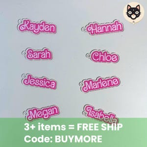 Personalisierte rosa Puppe Name Schlüsselbund - individuelles Geschenk für sie, niedlicher Acryl Schlüsselring, perfektes Geschenk für Geburtstag, Freundschaft & besondere Anlässe