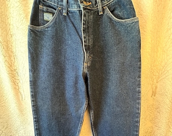 Vintage 90s Wrangler for Women high-waisted mom jeans