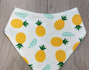 Matching Pet Bandana and Scrunchie Dual Sided and 100/% Cotton Black and White Pinapples Pet BandanaScrunchie