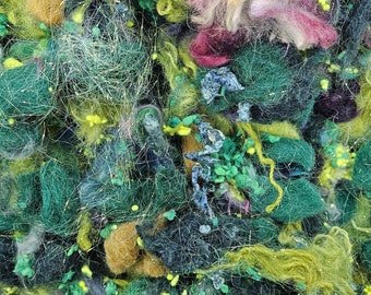 GREEN GABLES - Recycled Wool Drysdale Mallows Cotton Nepps Sparkle Fiber Art Texture Blend - 2 oz