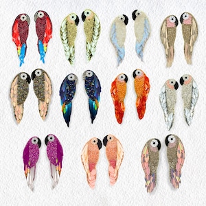 Handgemaakte kleurrijke oorbellen papegaai en vogel – statement sieraden met kralenveren voor dames – tropisch festival – huwelijkscadeau