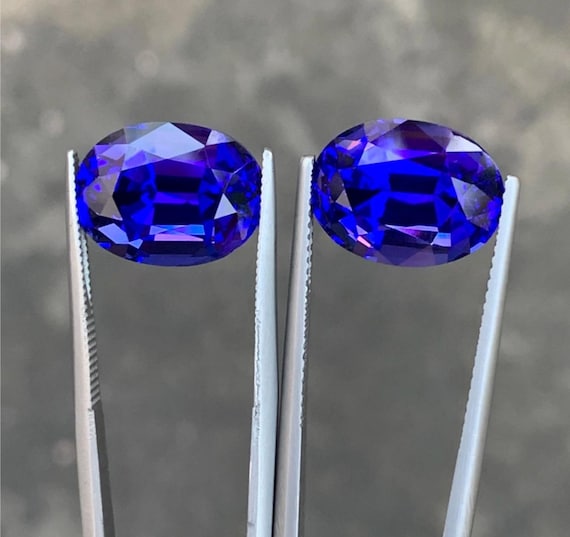 19.01 Carat Royal Blue Tanzanite Pair: Oval Cut Gemstones