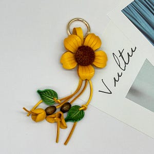Handmade Leather Floral Bag Charm, Yellow Flower Purse Charm, Bag Charm Accessories, Birthday Gift for Her, Christmas Gift for Girls