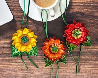 Leather Sunflower Bag Charm: Handmade Cowhide Floral Keychain