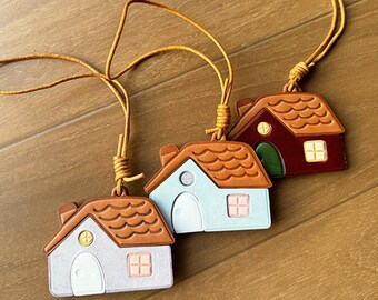 Ciondolo per borsa in pelle fatto a mano, regalo per gli amanti dell'aria aperta, regalo per lei/lui