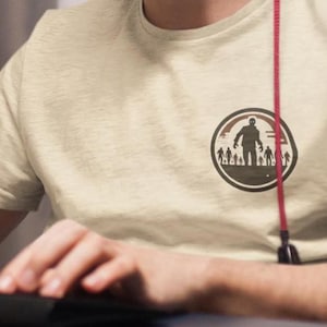 Zombie Horde Apocalypse Shirt – Project Zomboid-Inspired Gamer Tee