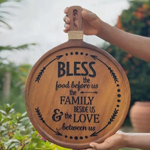 Rustic Kitchen Blessing Sign | Wooden Round Cutting Board Wall Art | Family Prayer Kitchen Decor | Farmhouse Style Gift for Home & Love