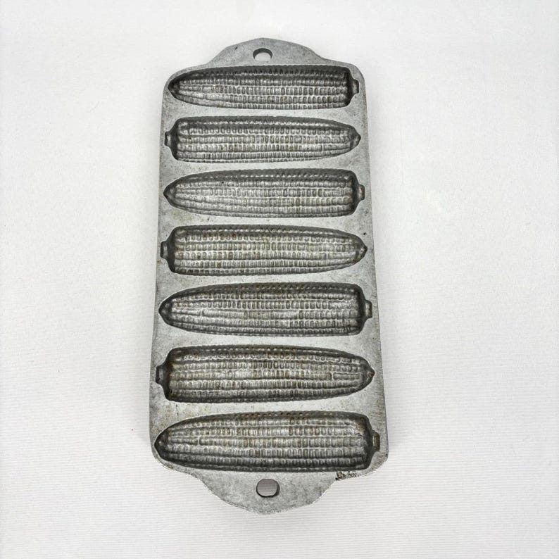 Vintage Wagner Ware Junior Krusty Korn Kobs Corn Cast Iron Bread Pan image 2