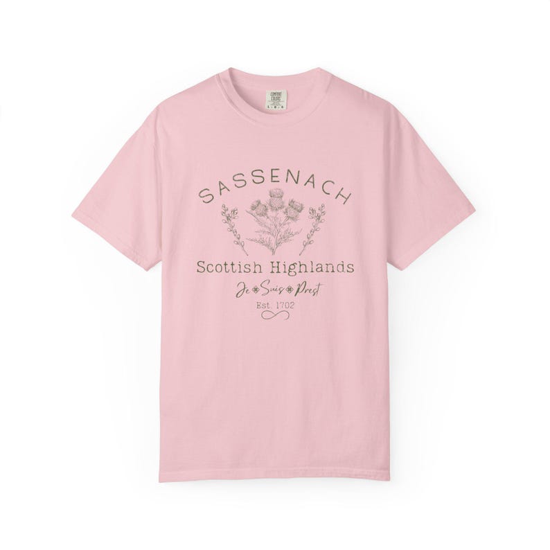 Sassenach Scottish Highlands T-Shirt - Comfort Colors Romance Tee immagine 15