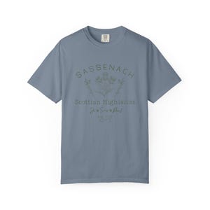 Sassenach Scottish Highlands T-Shirt - Comfort Colors Romance Tee immagine 11