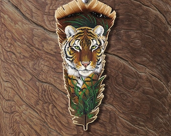 Tiger Feather Cat Hindu Cabochon Printed Wood Feather Pendant