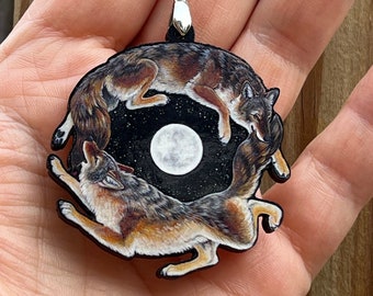 Collier pendentif en bois imprimé lune, esprit animal, danse coyote