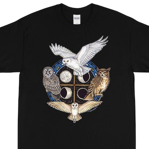 Great Horned Owl Barn Owl Snowy Owl Great Grey Owl Totems Unisex T-Shirt