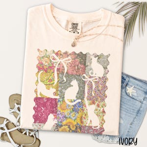 Cat Lover Quilt Shirt, Coquette Patchwork Kitty Mom Tee, Cottagecore Floral T-Shirt, Vintage Comfort Colors Top, Retro Boho Cat Mama Gift