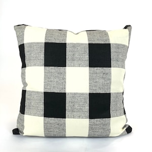 Farmhouse Black CREAM Buffalo Check Pillow Cover Decorative Throw Pillows Cushion Covers Black Cream Plaid Pillow Couch Bed Various Sizes