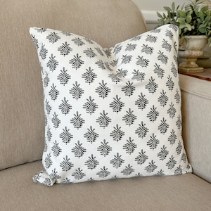 Black Off White Pillow Covers Blooms Throw Pillow Covers Decorative Pillow Black White Gray Pattern Pillow Case Couch Bed Various Sizes