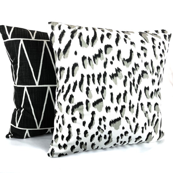 black and white bed pillows