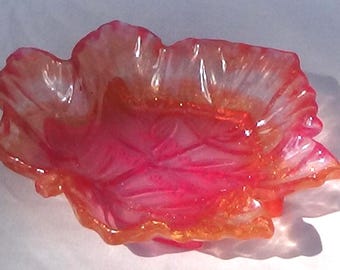 Maple leaf tray - Orange and pink with glitter - Love God Love Others