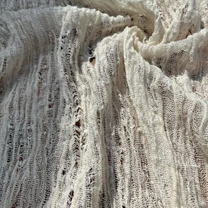 Tessuto di lino e cotone, tessuto a mano, aspetto lavorato a maglia, tessuto naturale tagliato su misura. immagine 10
