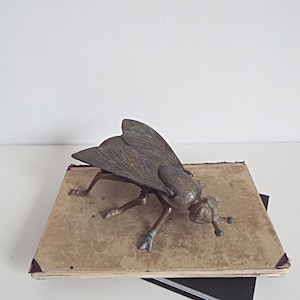 Vintage brass fly, insect-shaped ashtray, insect figurine, room decoration, brass home decor