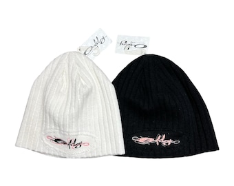 Vintage Y2K 2004 Oakley Swirly Script Beanies Set - new w/tags