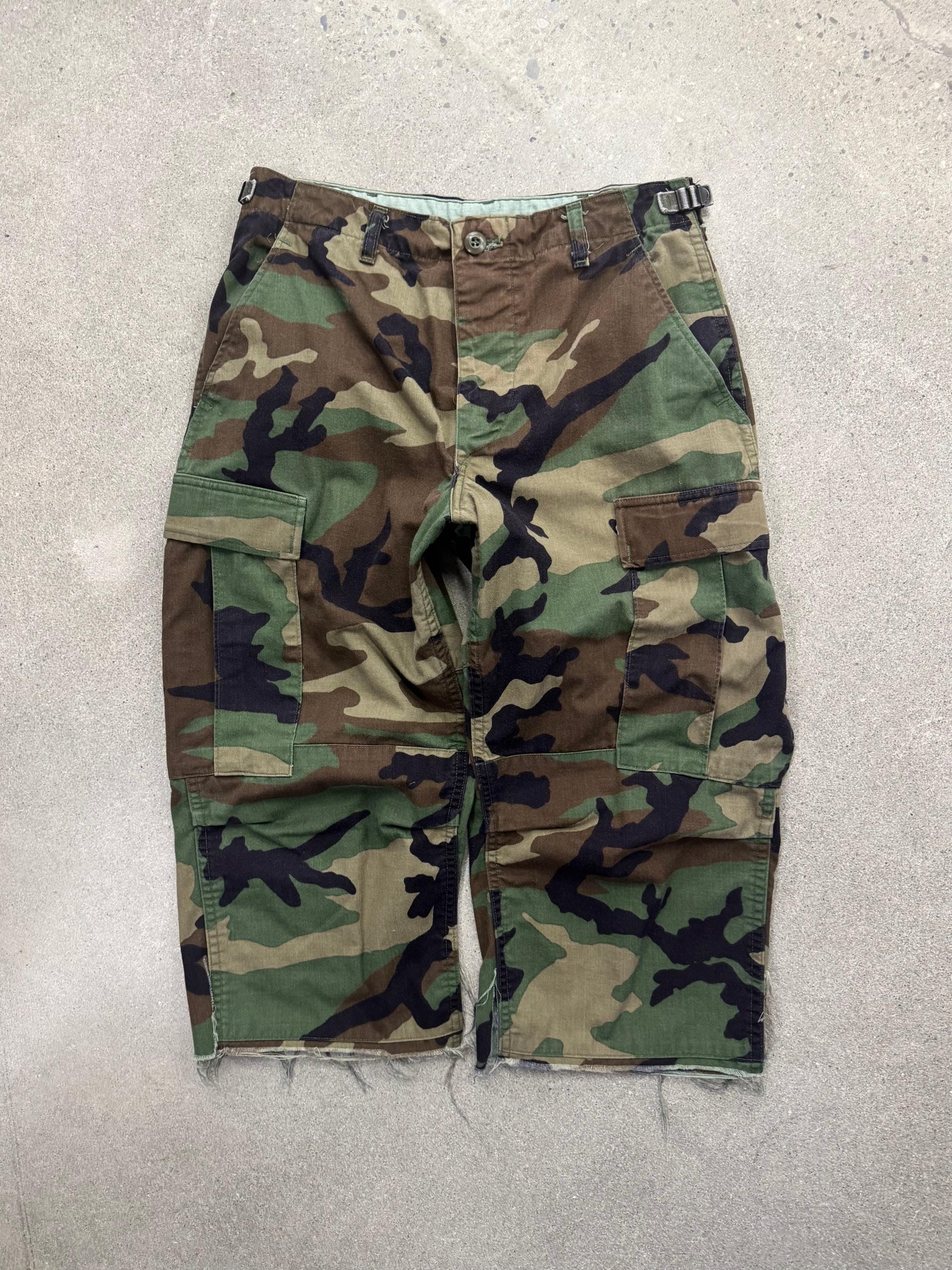 Vintage camo shorts - Etsy 日本
