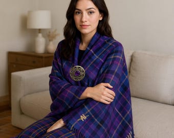 Chal de lana escocesa para mujer con broche, estilo capa a cuadros de las Highlands, estilo tartán de clan, estilo Outlander. Disponible en más de 50 tartanes.