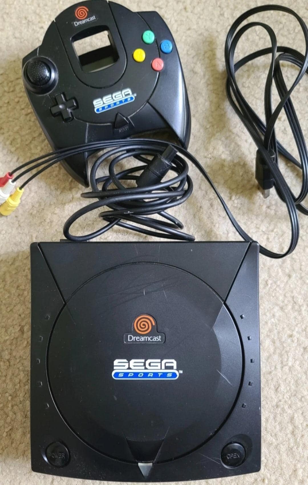 Did you have a SEGA Sports Dreamcast bundle? It was the only way to get a black Dreamcast in the US! #SEGAForever