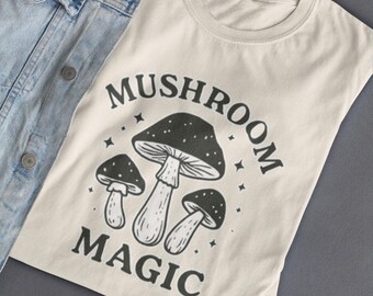 Svampmagisk T-shirt: Cottagecore Fungi Graphic Tee