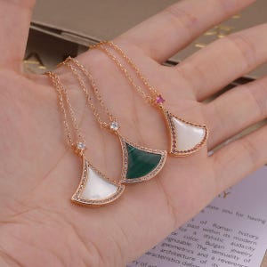 High quality S925 silver electroplated rose gold diamond necklace, malachite shell necklace, exquisite necklace, gift for mother