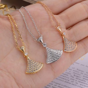 High quality S925 silver electroplated with 18K gold diamond necklace, gift for best friend, gift for mother, exquisite necklace