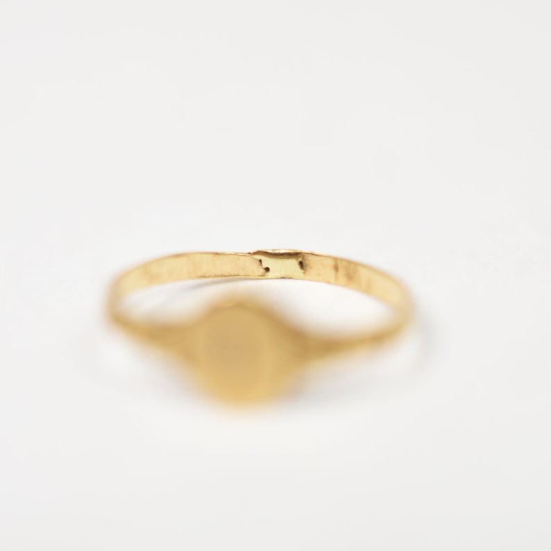 Vintage 10k Baby Signet Ring