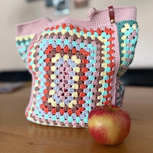 Crochet bag green or pink