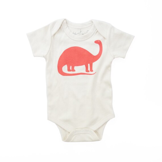 gender neutral infant clothes