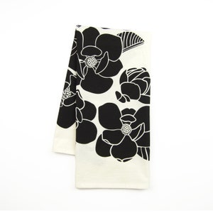 Black Magnolia Flowers Tea Towel, Organic Cotton Tea Towel, Botanical Towel, Floral Kitchen Towel, Screen Printed Towel, Housewarming Gift