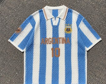 Vintage Argentijns poloshirt met opengewerkt breiwerk.