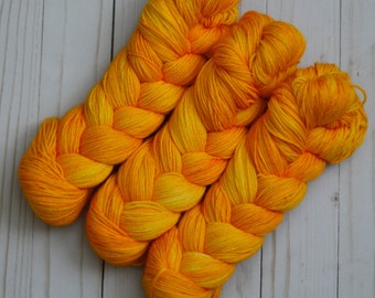 80/20 Sock: All That is Gold Hand-dyed Indie Yarn, Braided Skein, Pretty Gift