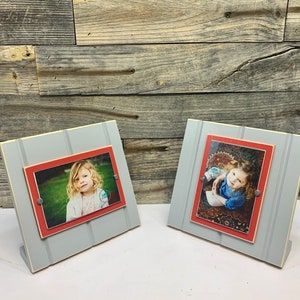 Grey and Red table top picture frame holds one 4&quot;x 6&quot; photo. Ohio State University colors