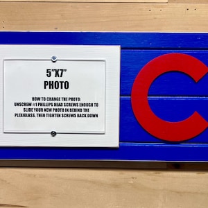 Chicago Cubs picture frame holds 5" x 7" photo, decor