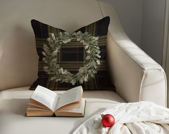 Holiday Throw Pillow, Christmas Pillowcase, Plaid Pillow, Tartan Pillow, Christmas Pillow, Housewarming Gift, Christmas Home Decor