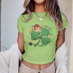 Lucky Shamrock Graphic Tee, St Patricks Day Shirt, Four Leaf Clover T-shirt, Rainbow Lucky Clover Top, Women's Casual Tee