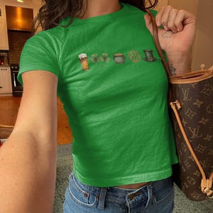 St Patricks Day Shirt, Lucky Clover Tee, Irish Pride T-Shirt, Leprechaun Hat Graphic, St Paddy's Day Party Outfit